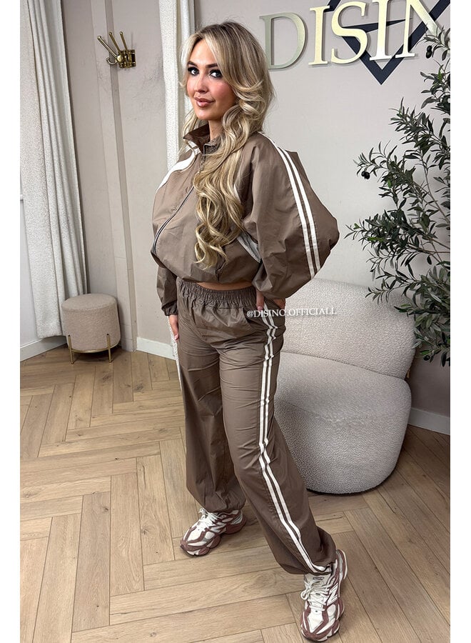 TAUPE - 'ALEXIS SET' - STRIPED JOGGER + JACKET SET