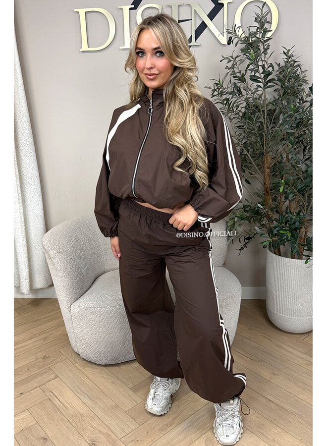 CHOCO - 'ALEXIS SET' - STRIPED JOGGER + JACKET SET