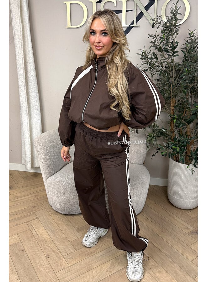 CHOCO - 'ALEXIS SET' - STRIPED JOGGER + JACKET SET