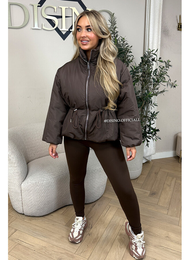 CHOCO – ‘JUNIA JACKET’ – DRAWSTRING WAIST PUFFER JACKET