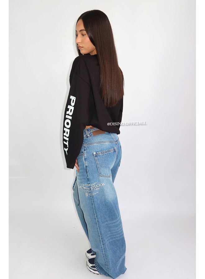 BLACK - 'COORDINATES LONGSLEEVE' - OVERSIZED PRIORITY LONGSLEEVE