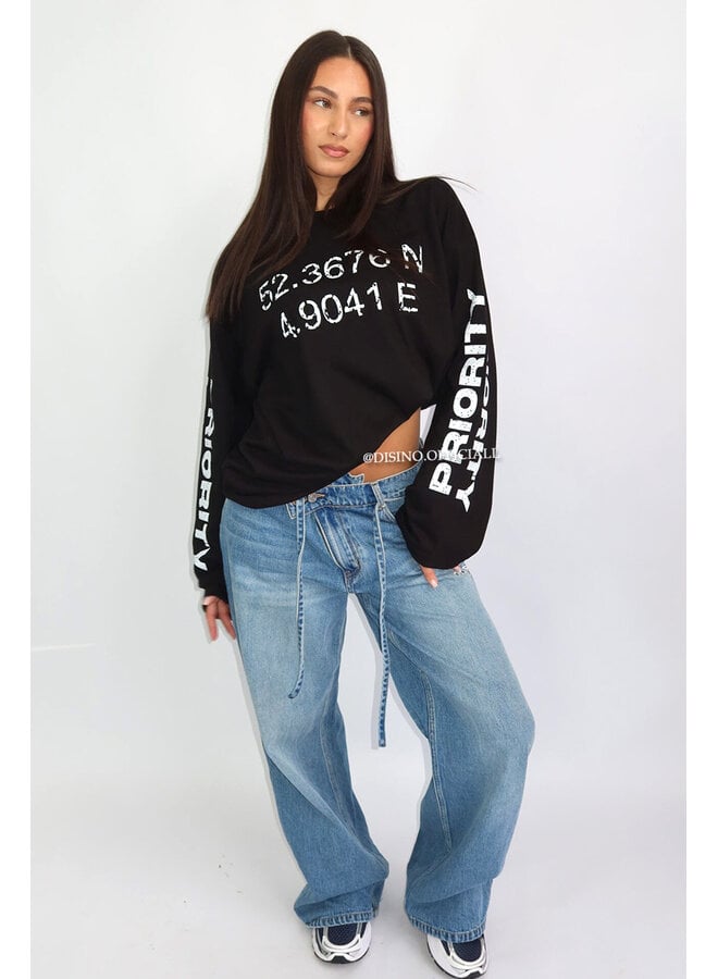 BLACK - 'COORDINATES LONGSLEEVE' - OVERSIZED PRIORITY LONGSLEEVE