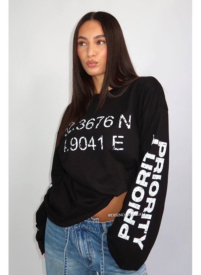 BLACK - 'COORDINATES LONGSLEEVE' - OVERSIZED PRIORITY LONGSLEEVE