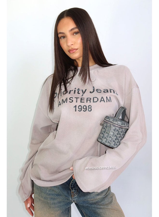 GREY - '1998 AMSTERDAM LONGSLEEVE' - OVERSIZED PRIORITY LONGSLEEVE TOP