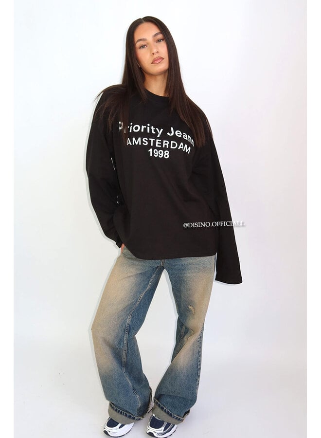 BLACK - '1998 AMSTERDAM LONGSLEEVE' - OVERSIZED PRIORITY LONGSLEEVE TOP