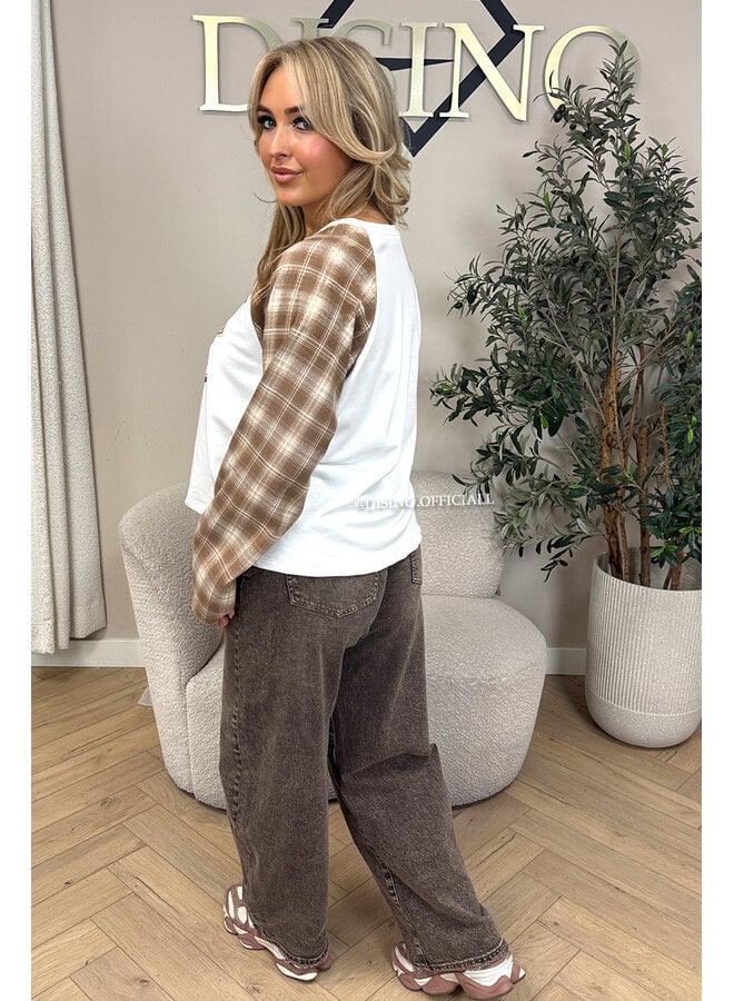 BEIGE - 'NEW YORK ATHLETICS' - OVERSIZED CHECKED SLEEVES LONGSLEEVE SWEATER