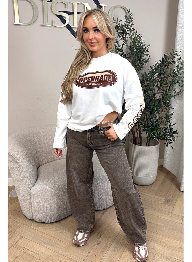 WHITE - 'COPENHAGEN' - OVERSIZED VARSITY SWEATER