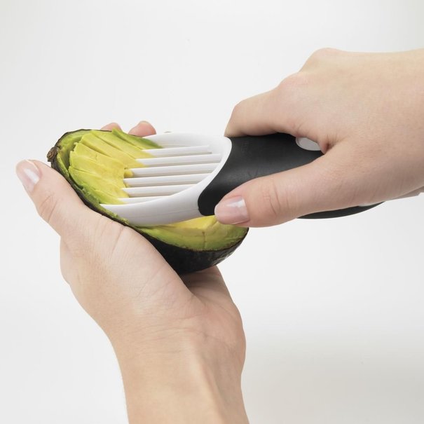 OXO Good Grips Avocadosnijder 3-in-1 Wit