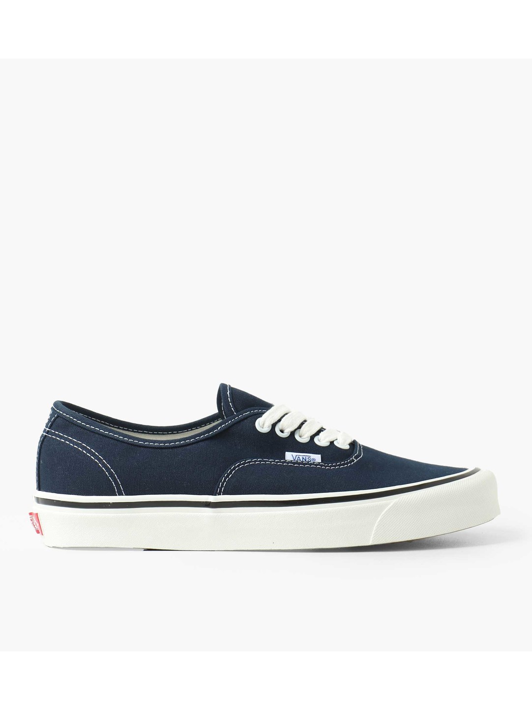 vans 44 authentic