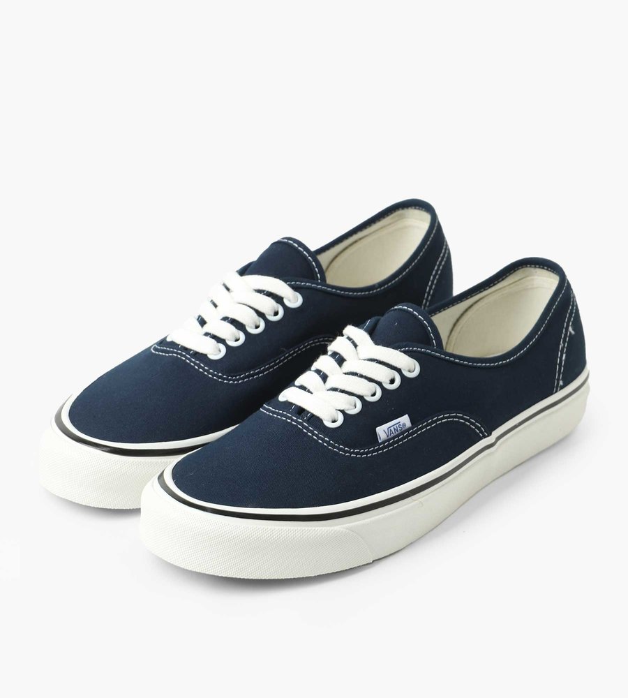 vans 44 authentic