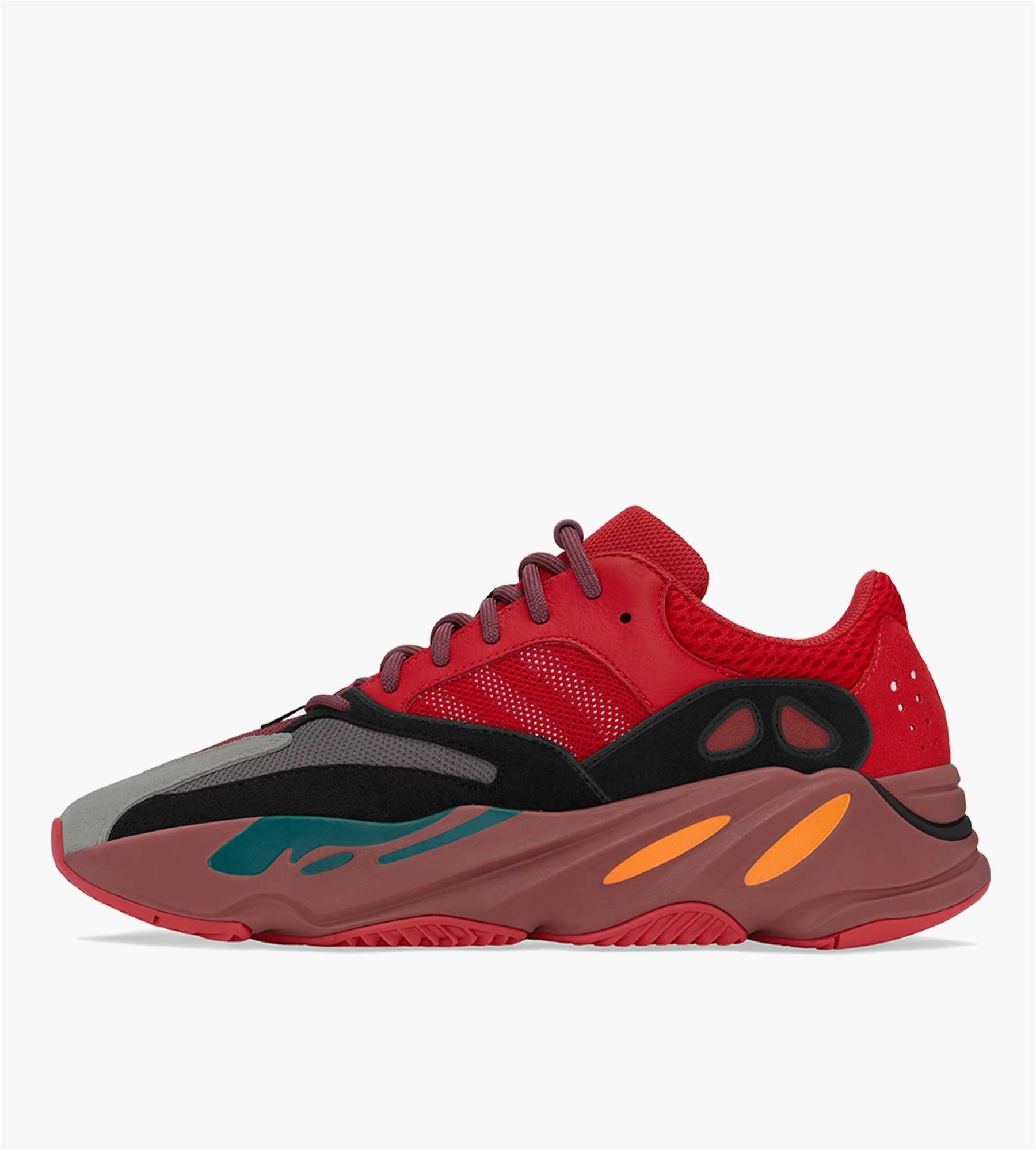 all red yeezy 700