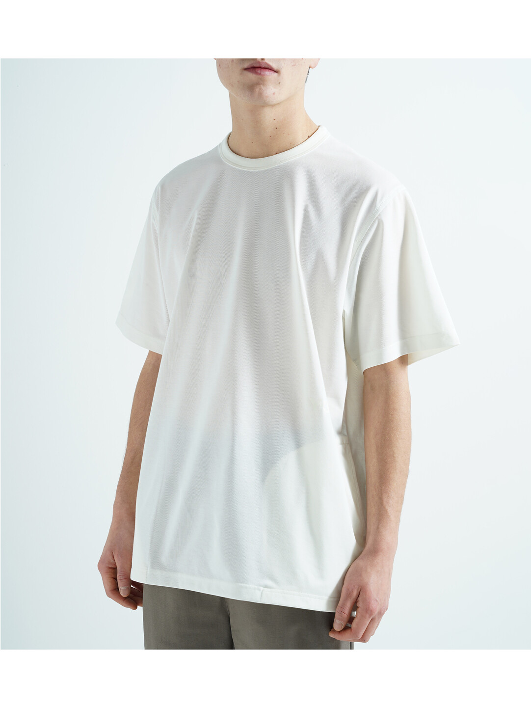 Adidas off white t clearance shirt