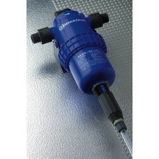 Dosing pump adjustable from 0.2 to 1.5 %