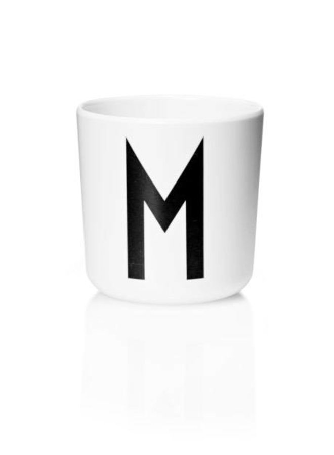 Design Letters - Drinkbeker M - Q