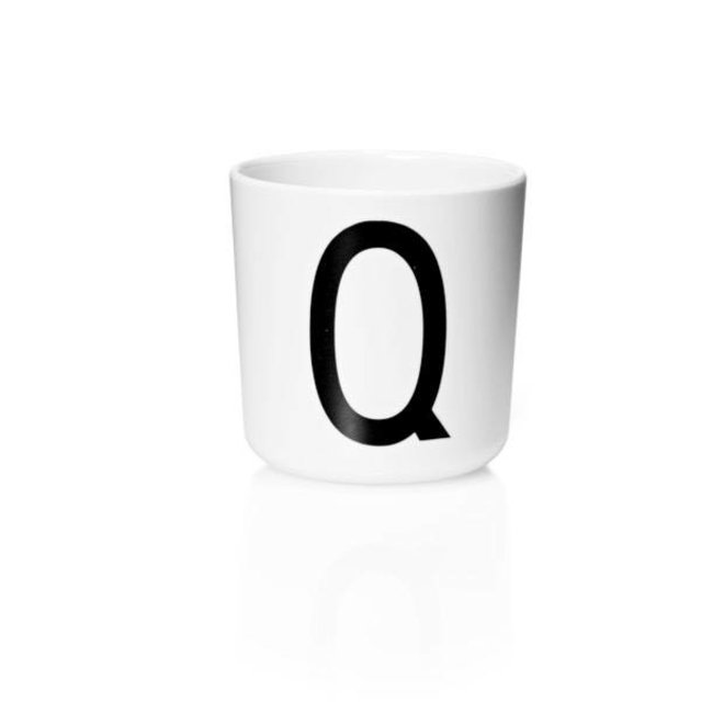 Design Letters - Drinkbeker M - Q