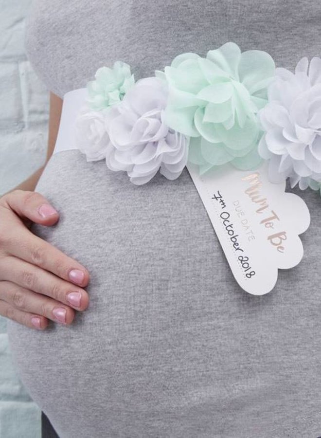 Ginger Ray - Mother to be