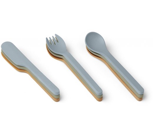 Plates & cutlery