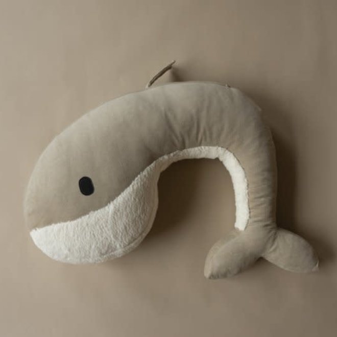 Nanami - Nursing pillow whale Momo sand