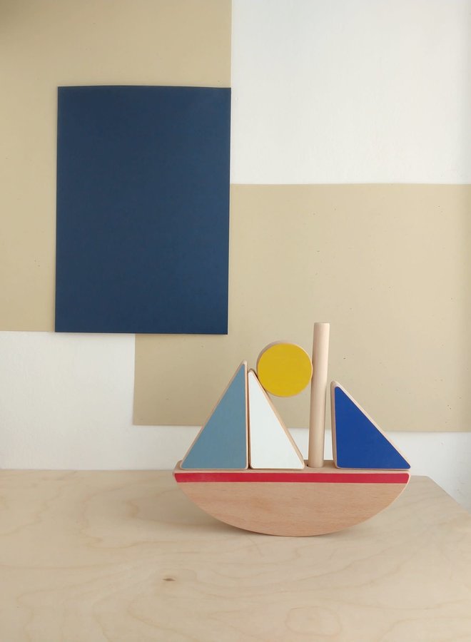 The wandering workshop - Sail boat stacking toy