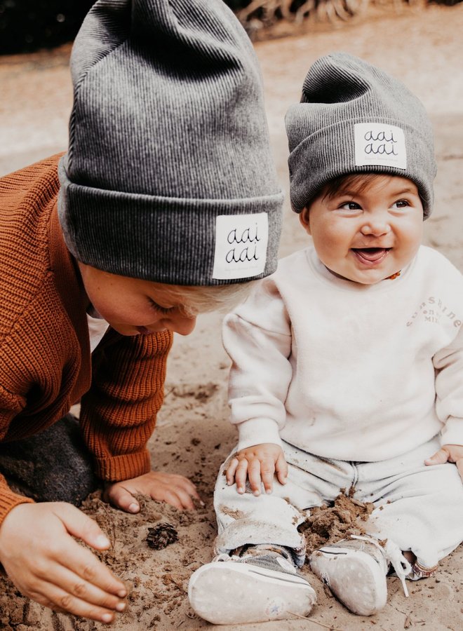 Aai Aai Rib beanie Smoke Grey