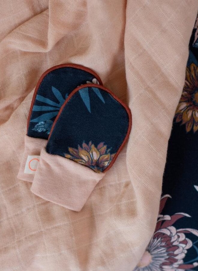 Coco & Pine - Poppy mittens