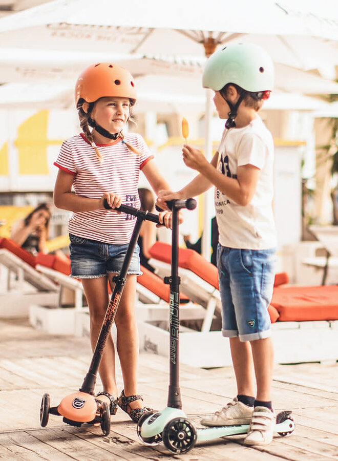 Scoot and Ride - Highwaykick 3 LED - Peach (3 tot 6 jaar)