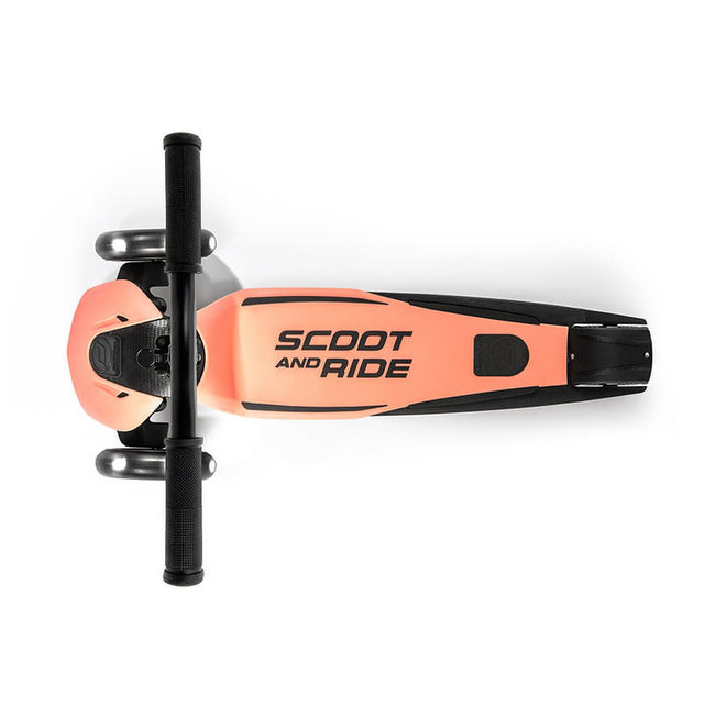 Scoot and Ride - Highwaykick 5 LED - Peach (6 - 18+ jaar)