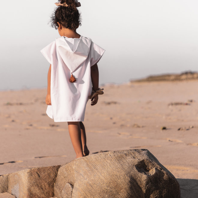 Mrs Ertha - Ponchies - Palm theme