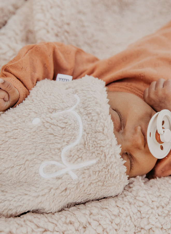 Aai Aai - Teddy beanie HI - Cream