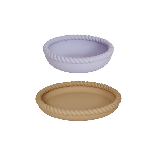 https://cdn.webshopapp.com/shops/247245/files/440854433/660x660x1/oyoy-mellow-plate-bowl-light-rubber-lavender.jpg