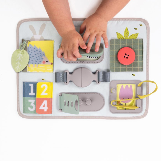 Taf toys - Activity buckles board