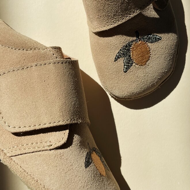 Konges Slojd - Mamour Embroidery footies Sand