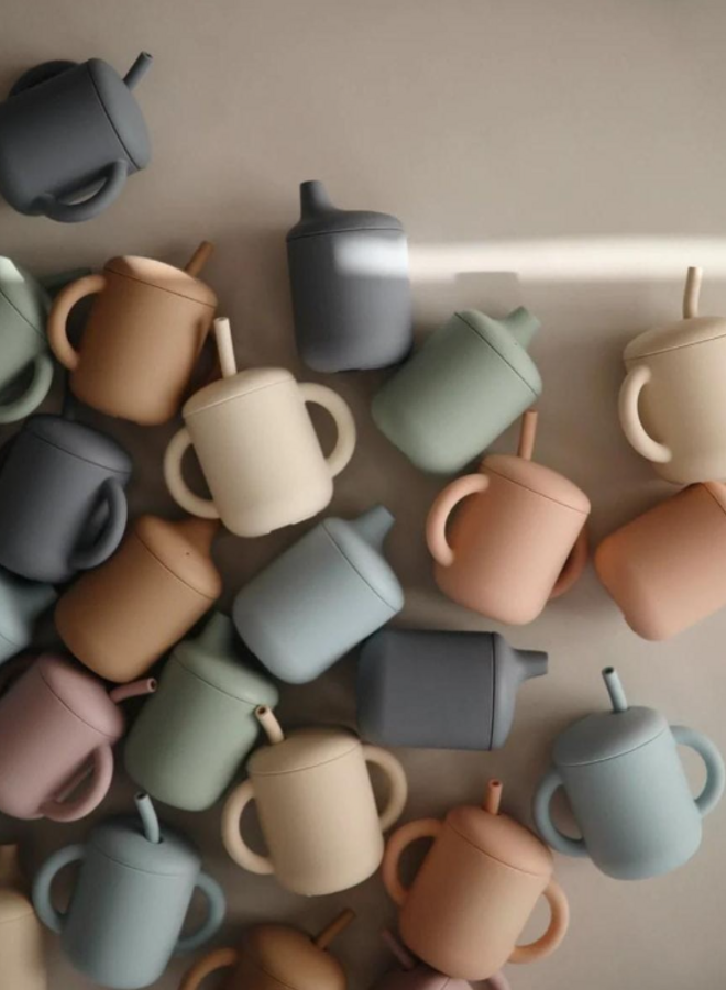Mushie - Training cup & straw Cambridge blue