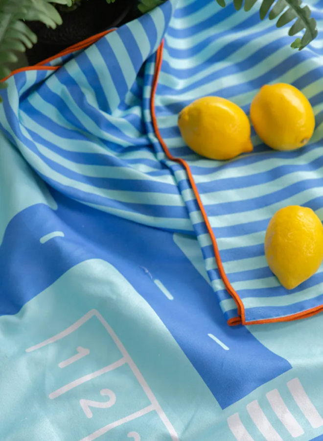 Quut - Play Towel Road 180 x 180 cm