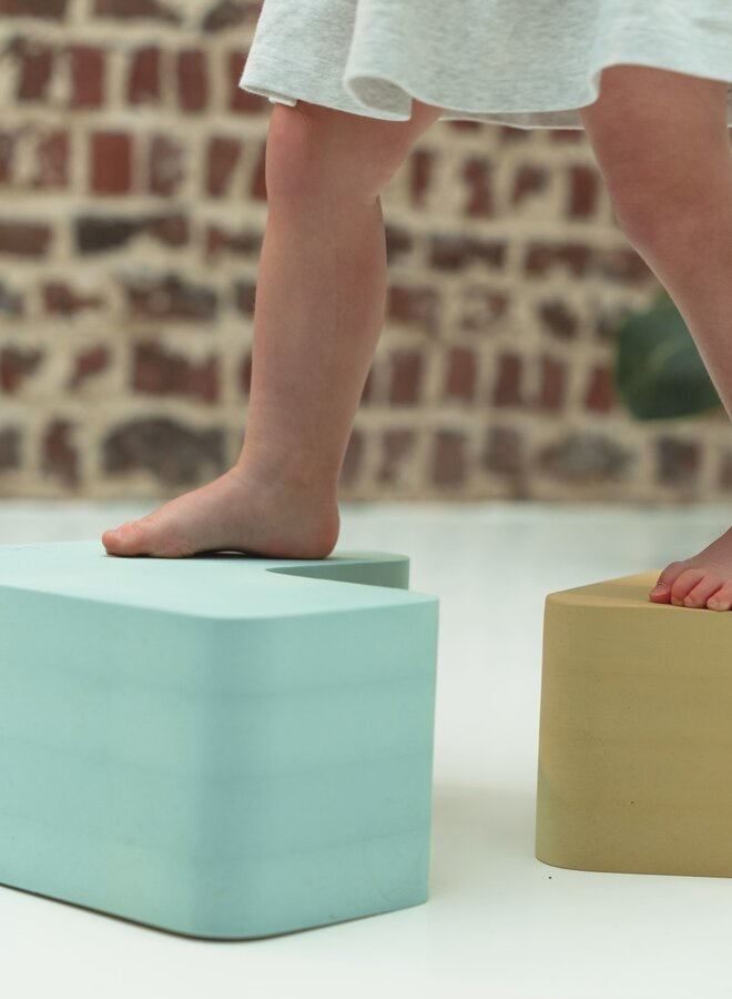Moes - Play Blocks Sky