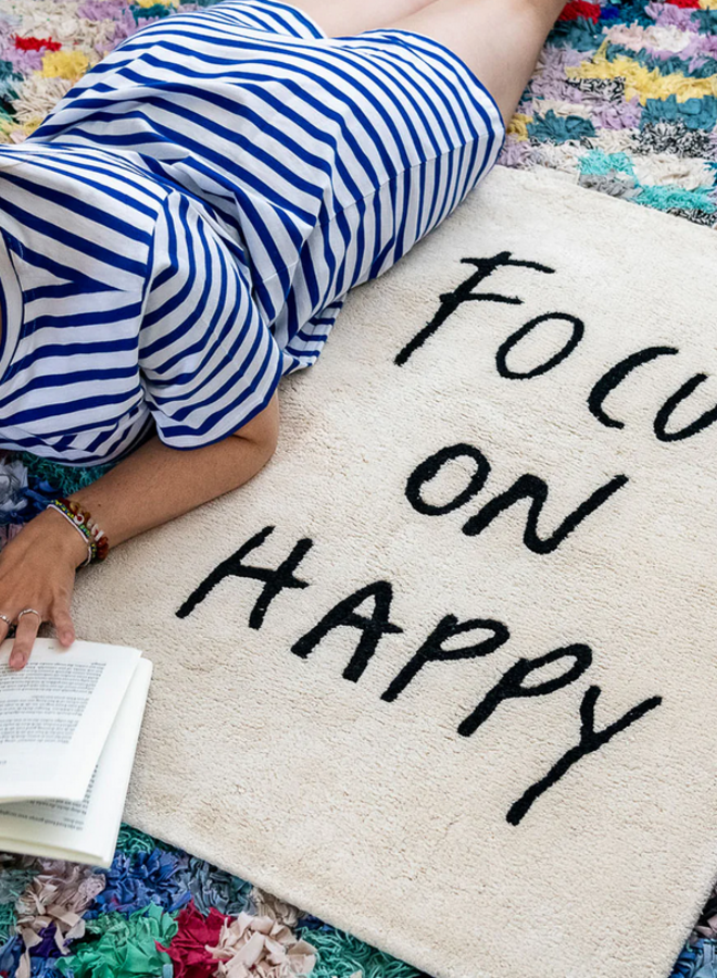 Helen B - Vloerkleed 'Focus on happy'