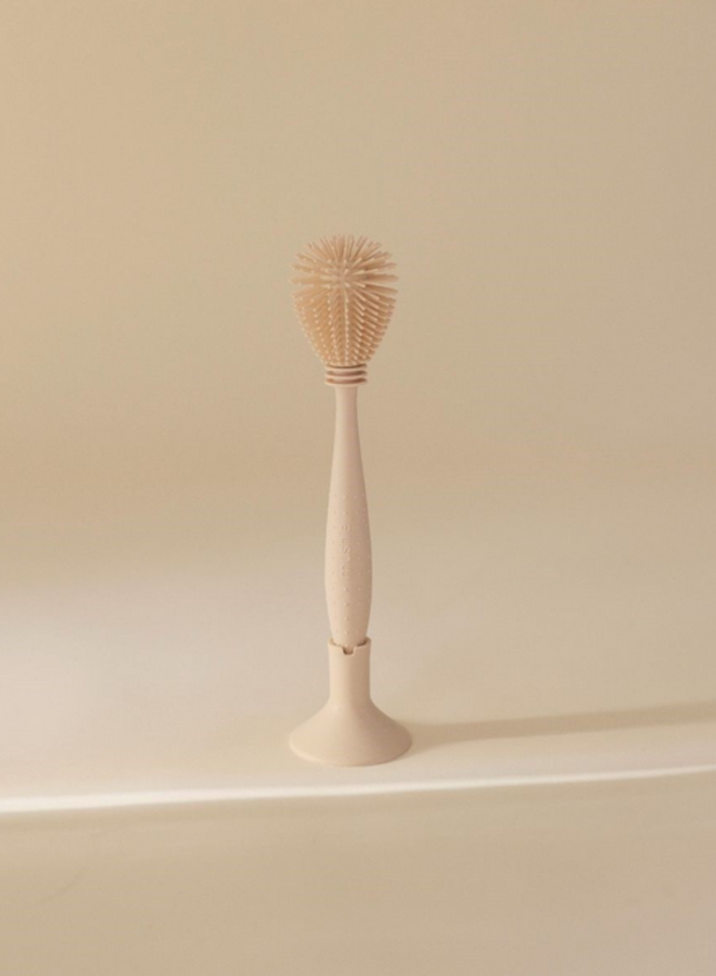 Mushie - Silicone baby bottle brush - Shifting sand