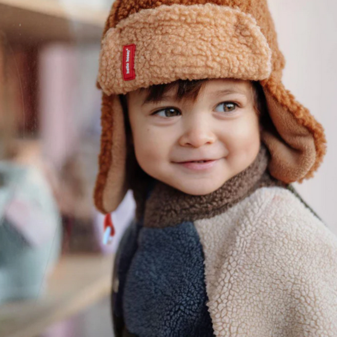 Hello Hossy - Chapka Cozy Sven