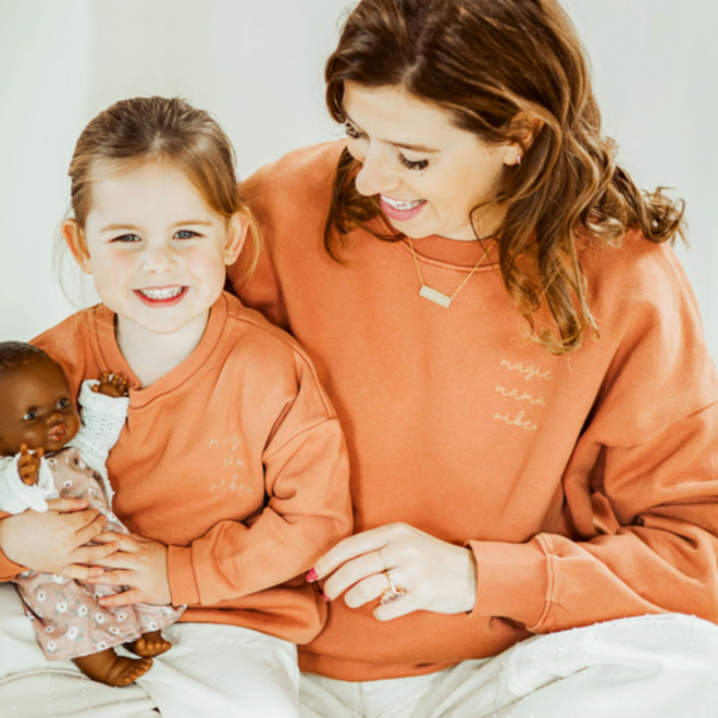 Elle and Rapha - sweater MAMA brick dust (loose fit)