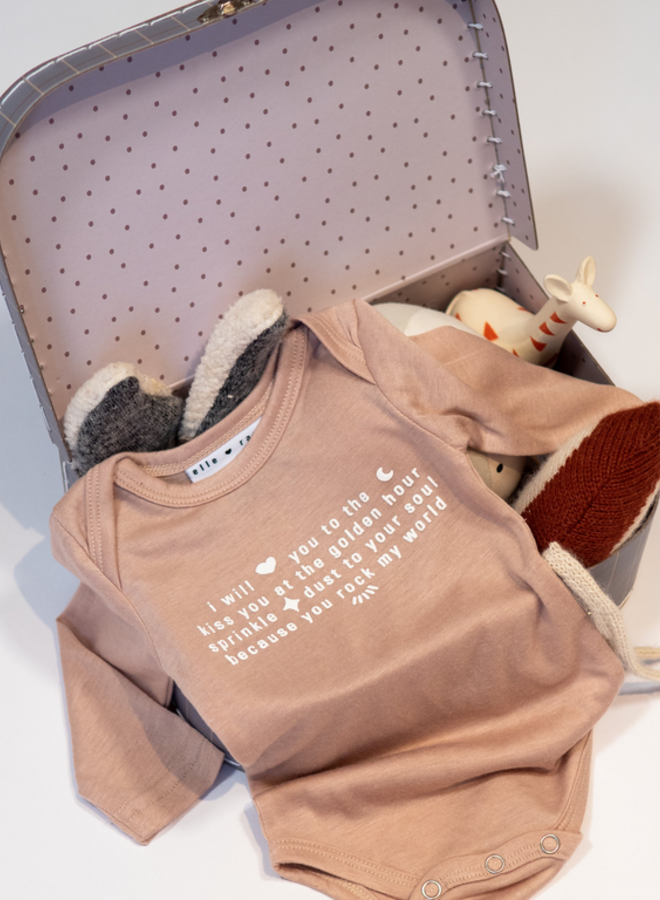 Elle and Rapha - Pastel body 'To the moon'