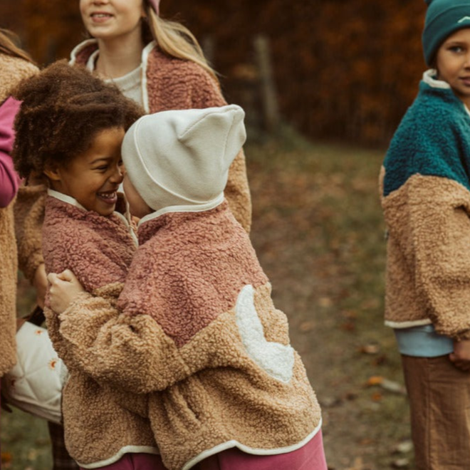 Elle and Rapha - Little teddy MOON jacket cranberry