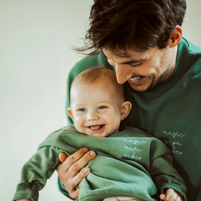 Elle and Rapha - Sweater PAPA pine green