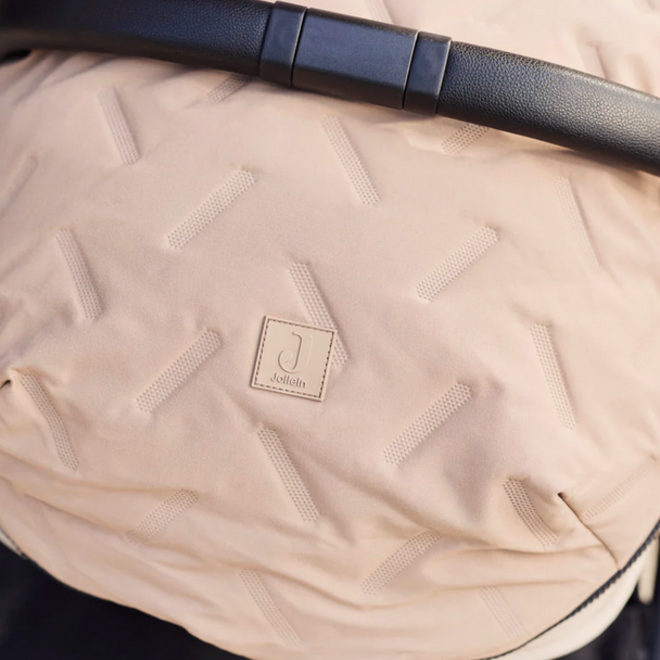 Jollein - Voetenzak Buggy Embossed milky coffee
