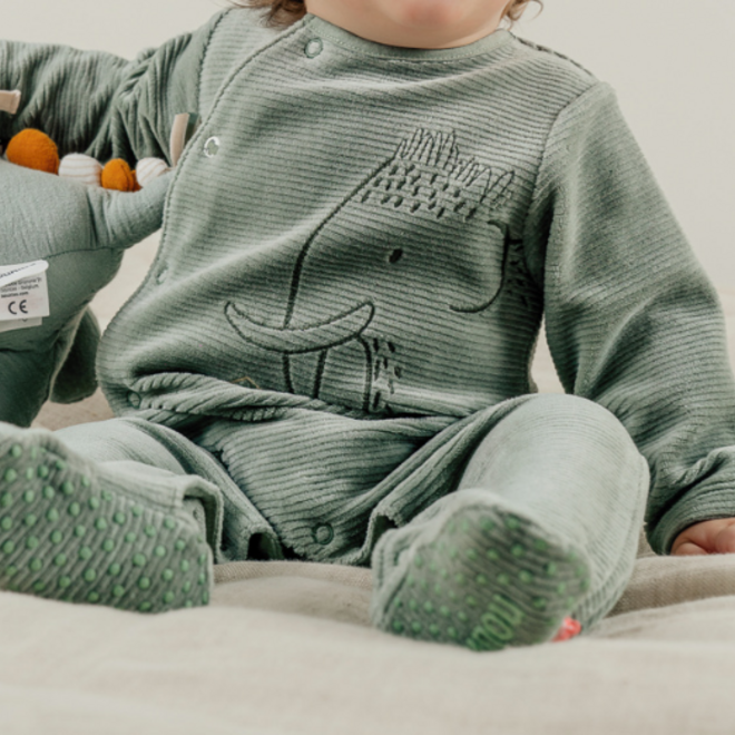 Noukie's - Pyjama Fluweel groen - Funny Mammoth