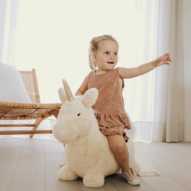 Wild & Soft - Soft bouncy eenhoorn