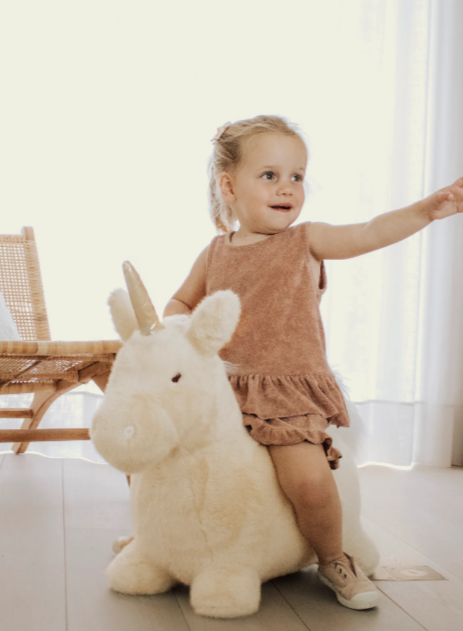 Wild & Soft - Soft bouncy eenhoorn