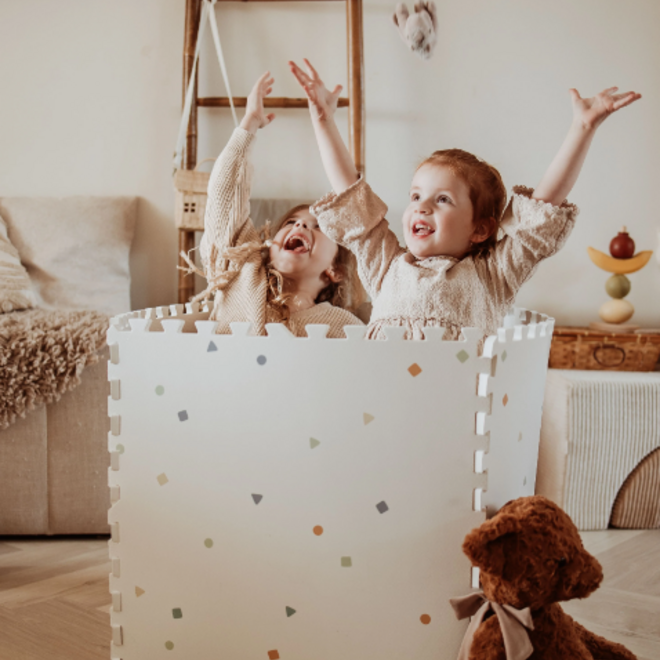 Play & Go - Puzzlemat, storage box & mini house - worldmap