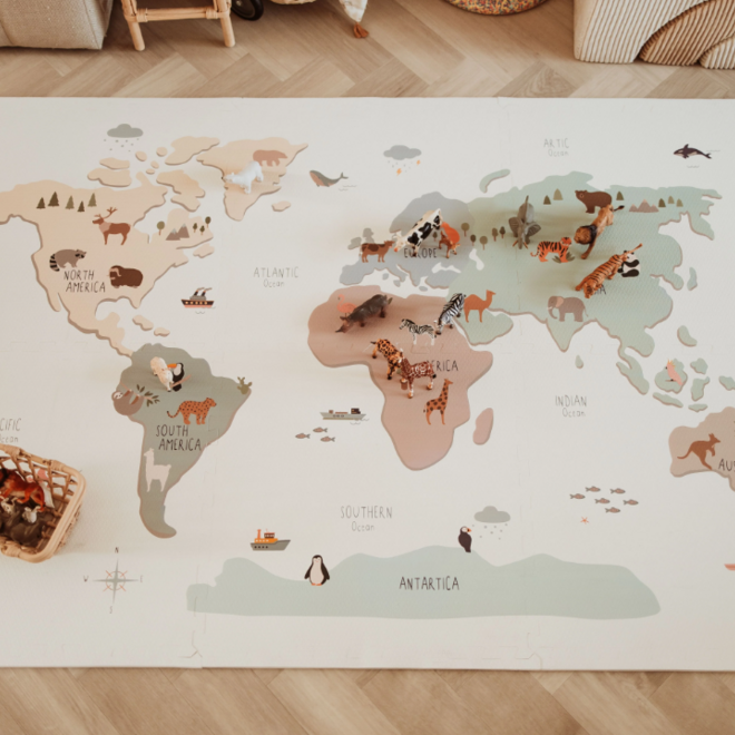 Play & Go - Puzzlemat, storage box & mini house - worldmap