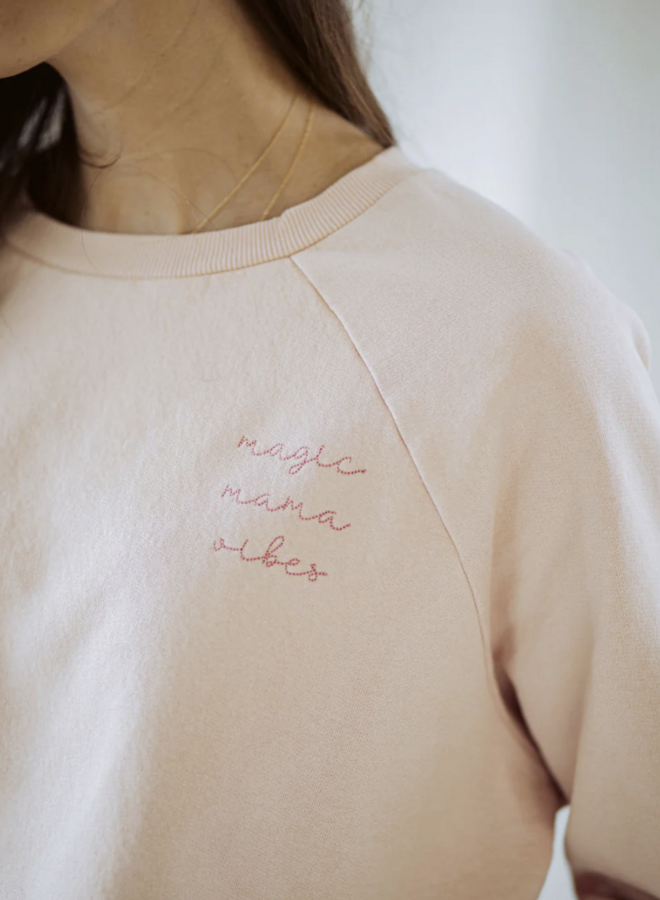 Elle and Rapha - Sweater MAMA classic fit Pearl rose