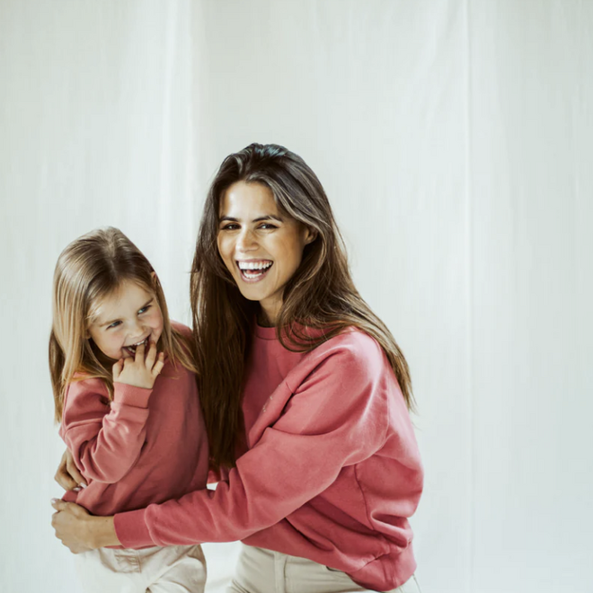 Elle and Rapha - Sweater MAMA classic fit Sweet raspberry